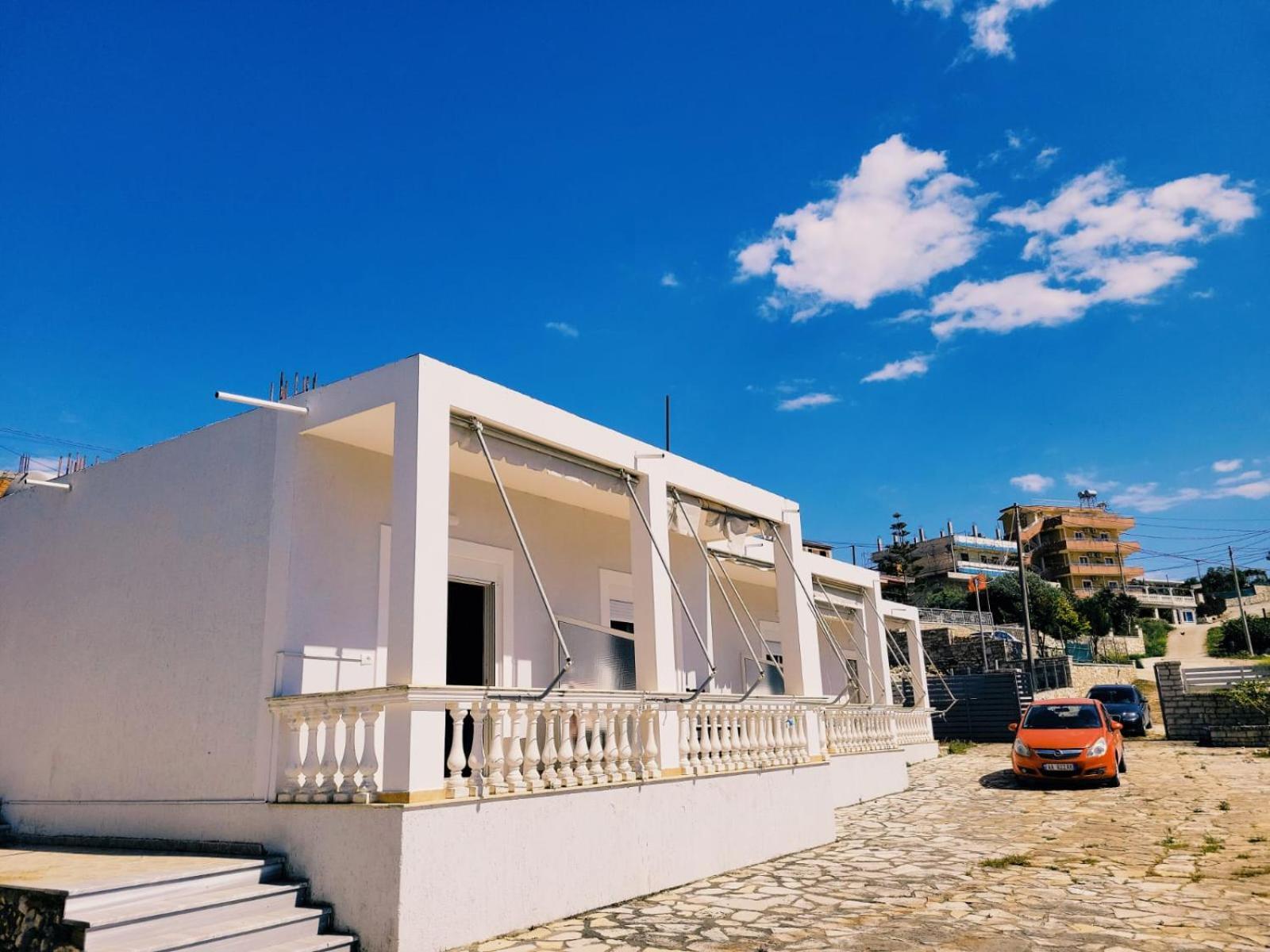 Junis Seaside Private * Sarandë